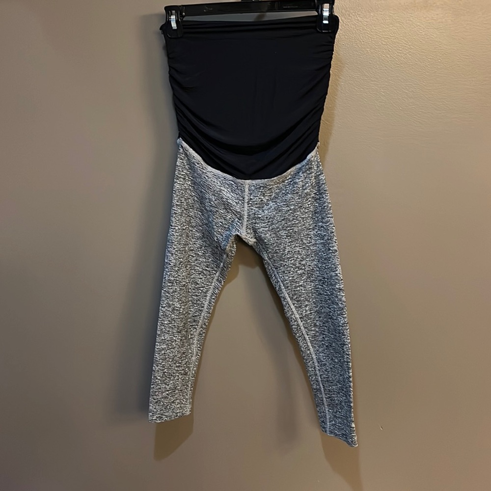 Maternity leggings